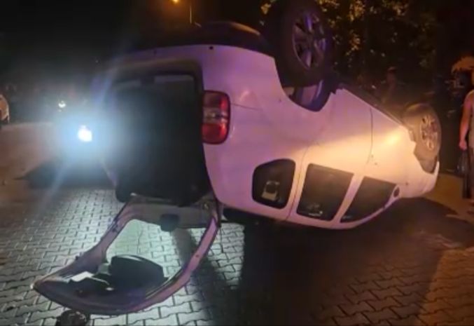 AYDIN’IN NAZİLLİ İLÇESİNDE ARAÇ TERS DÖNDÜ, SÜRÜCÜ YARALANDI!!