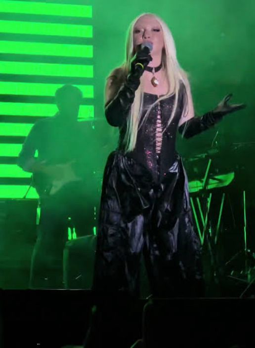 AYDIN’IN GERMENCİK İLÇESİ İNCİR FESTİVALİNDE ECE SEÇKİN’İ AĞIRLADI!!