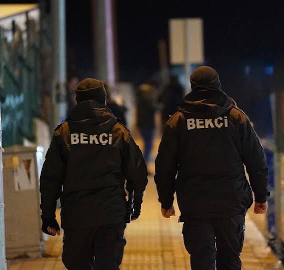 AYDIN’DA 4 BEKÇİ BIÇAKLANDI!!