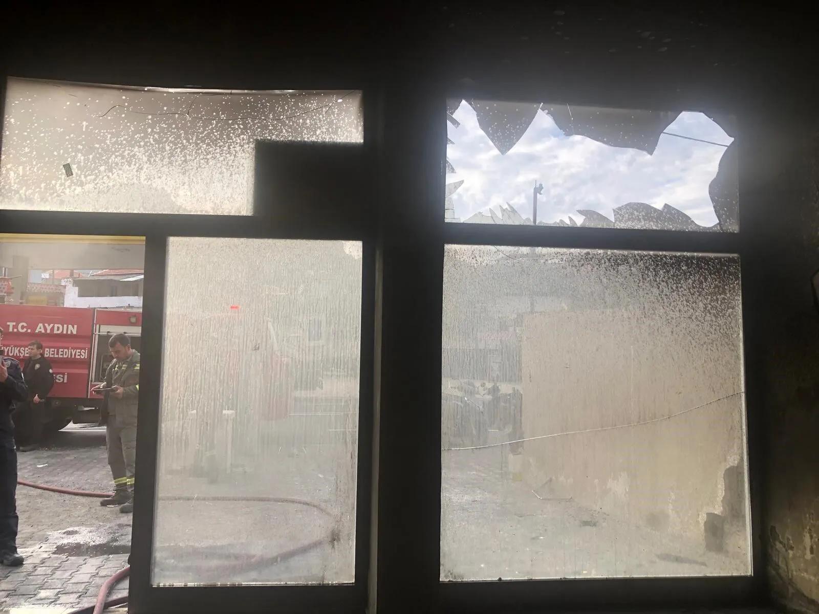 AYDIN’DA İŞ YERİNDE ÇIKAN YANGIN MADDİ HASARA YOL AÇTI!!