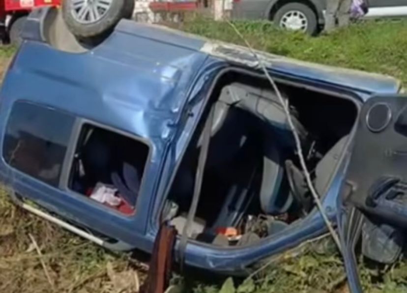 AYDIN’DA VİRAJI ALAMAYAN ARAÇ DEVRİLDİ!!