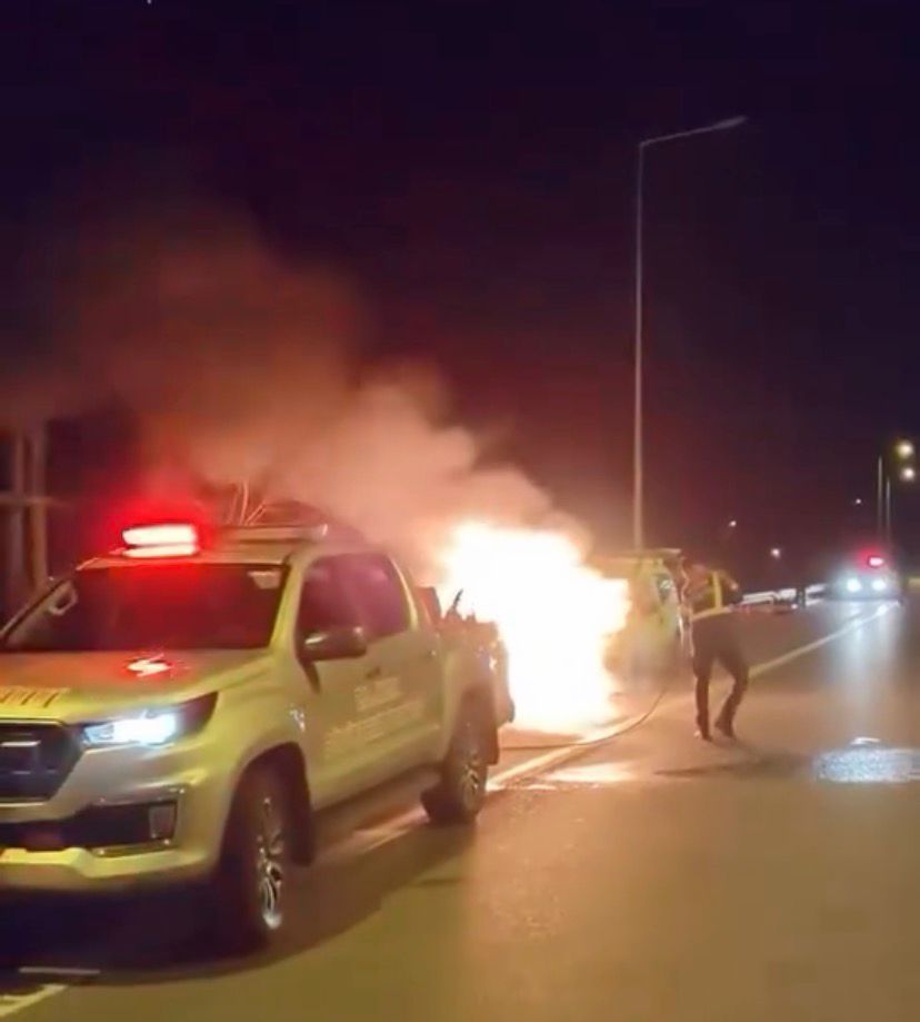 AYDIN-DENİZLİ YOLUNDA ARACIN MOTORU ALEV ALDI!!