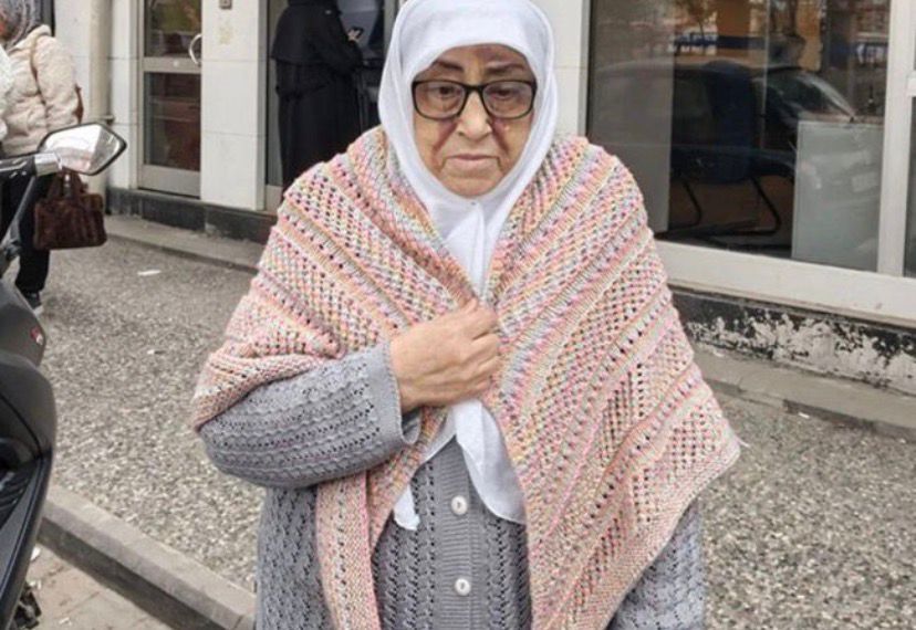 AYDIN’DA YAŞLI KADININ KONUŞMASINI BEĞENMEYİP MAAŞ ÖDEMEDİLER!!