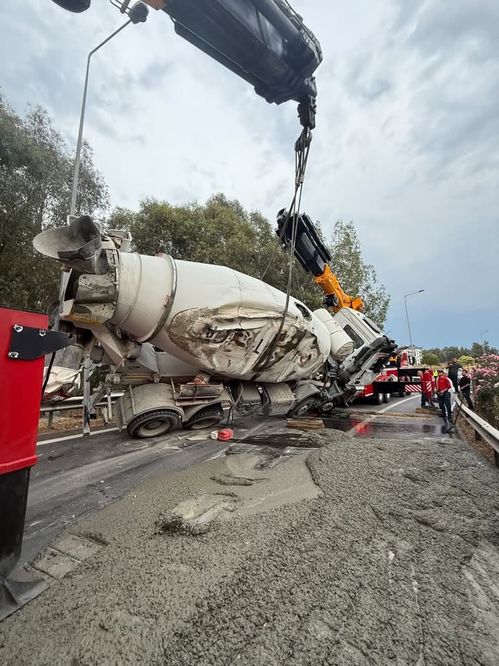 AYDIN’DA BETON MİKSER DEVRİLDİ!!